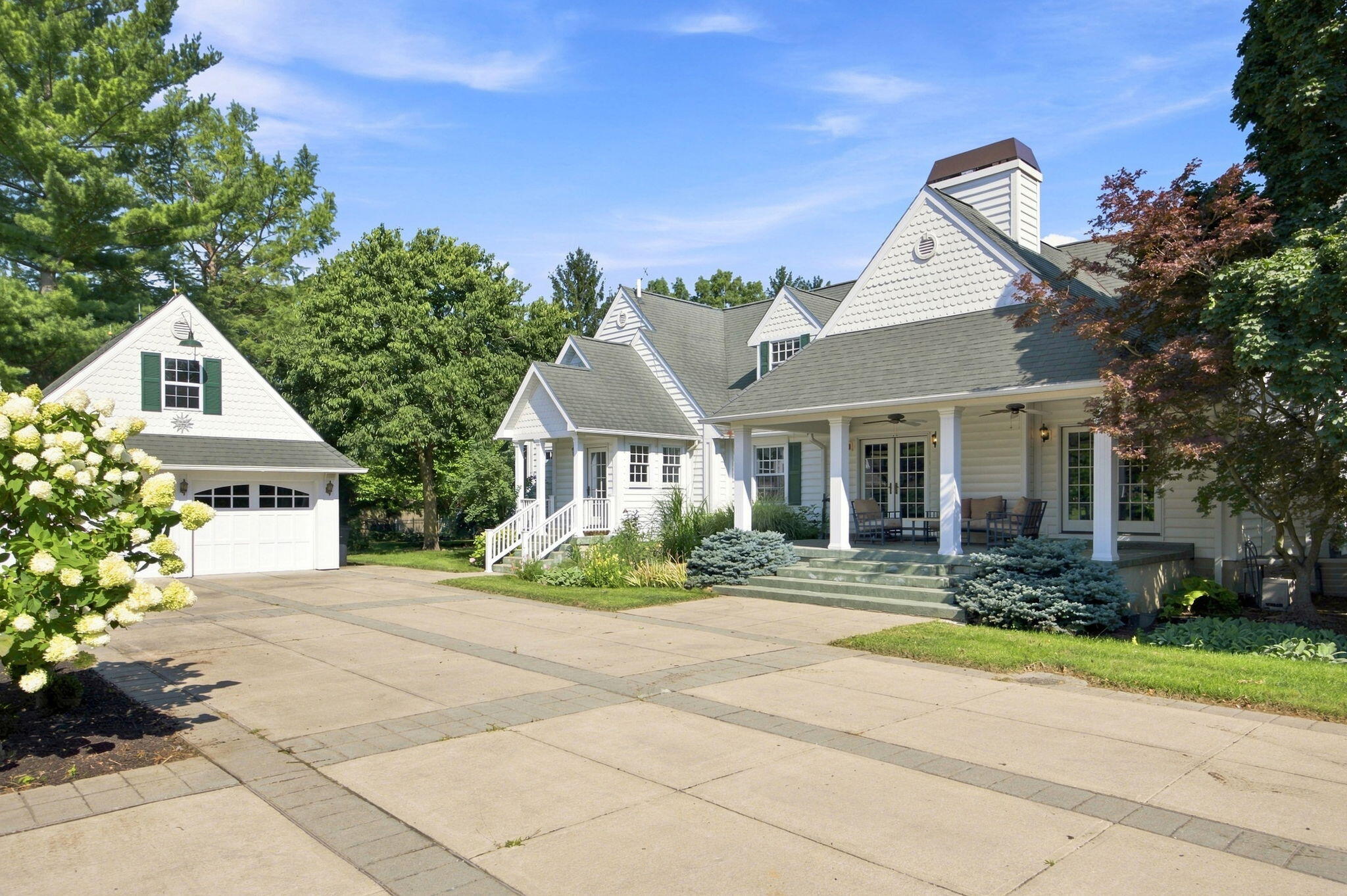 827 West Clark Street Rensselaer, IN 47978 - Photo 2 of 84 2048x1363