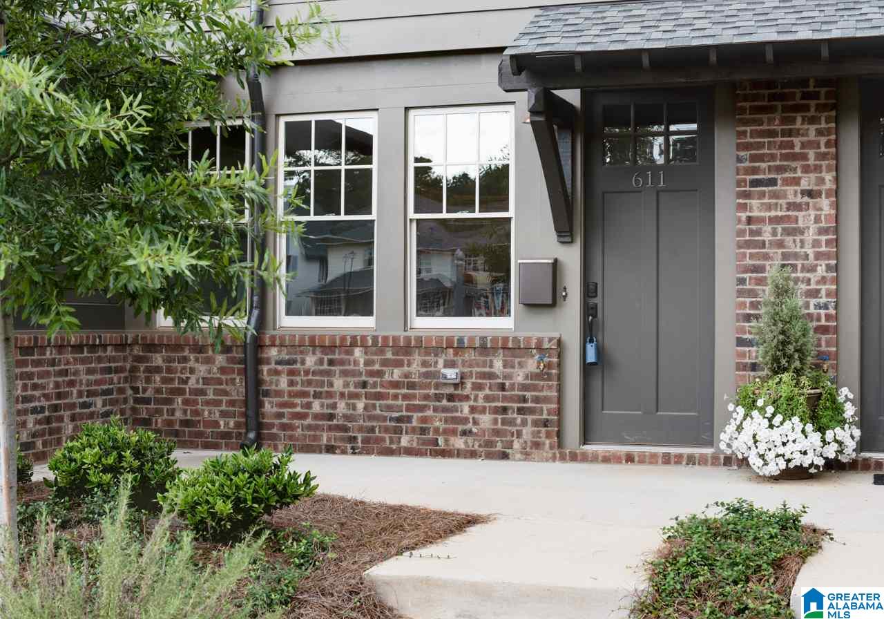 611 Rumble Avenue Birmingham, AL 35213 - Photo 2 of 20
