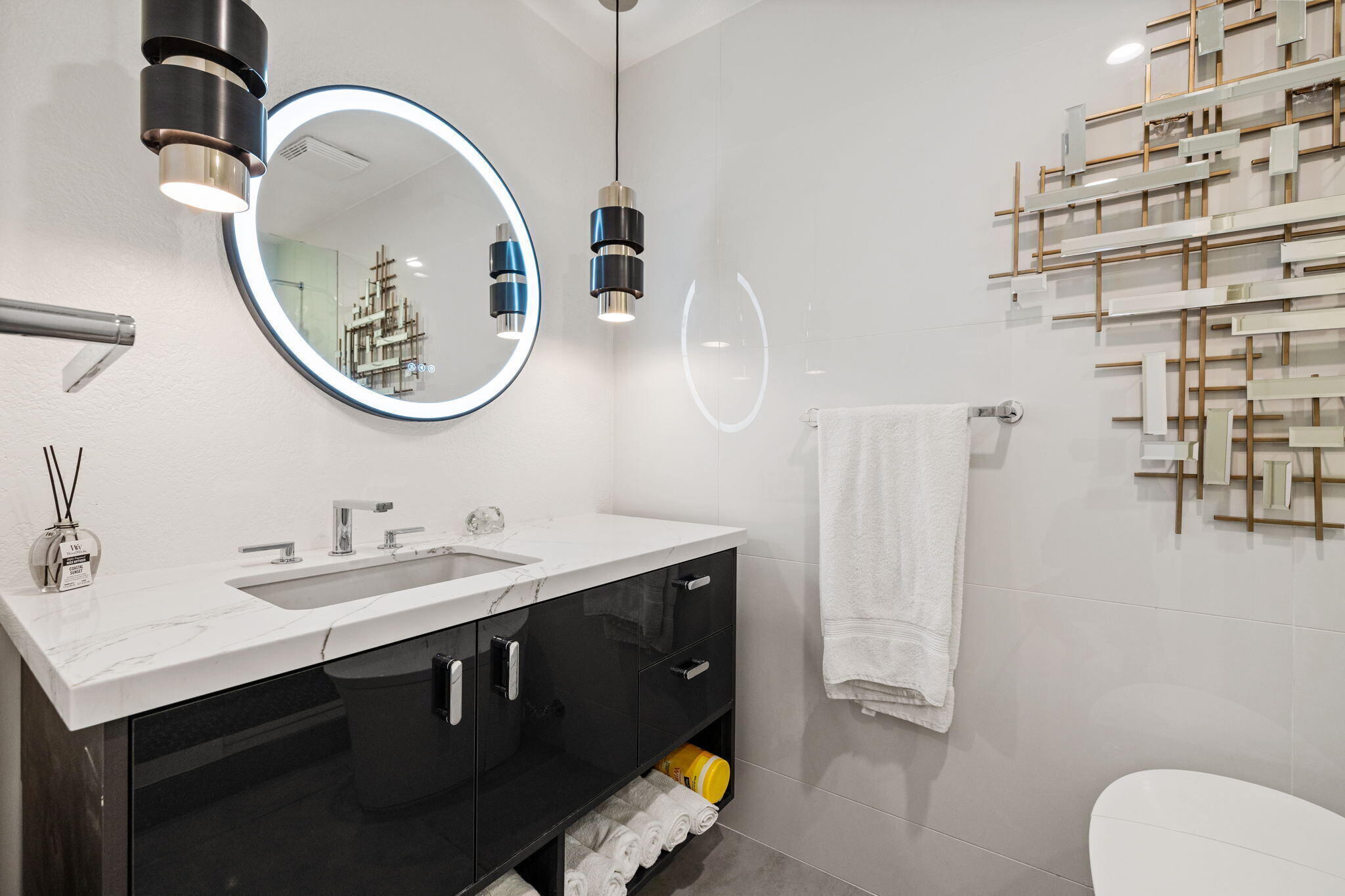 2777 East San Juan Road Palm Springs, CA 92262 - Photo 20 of 31 a bathroom with a sink and a mirror