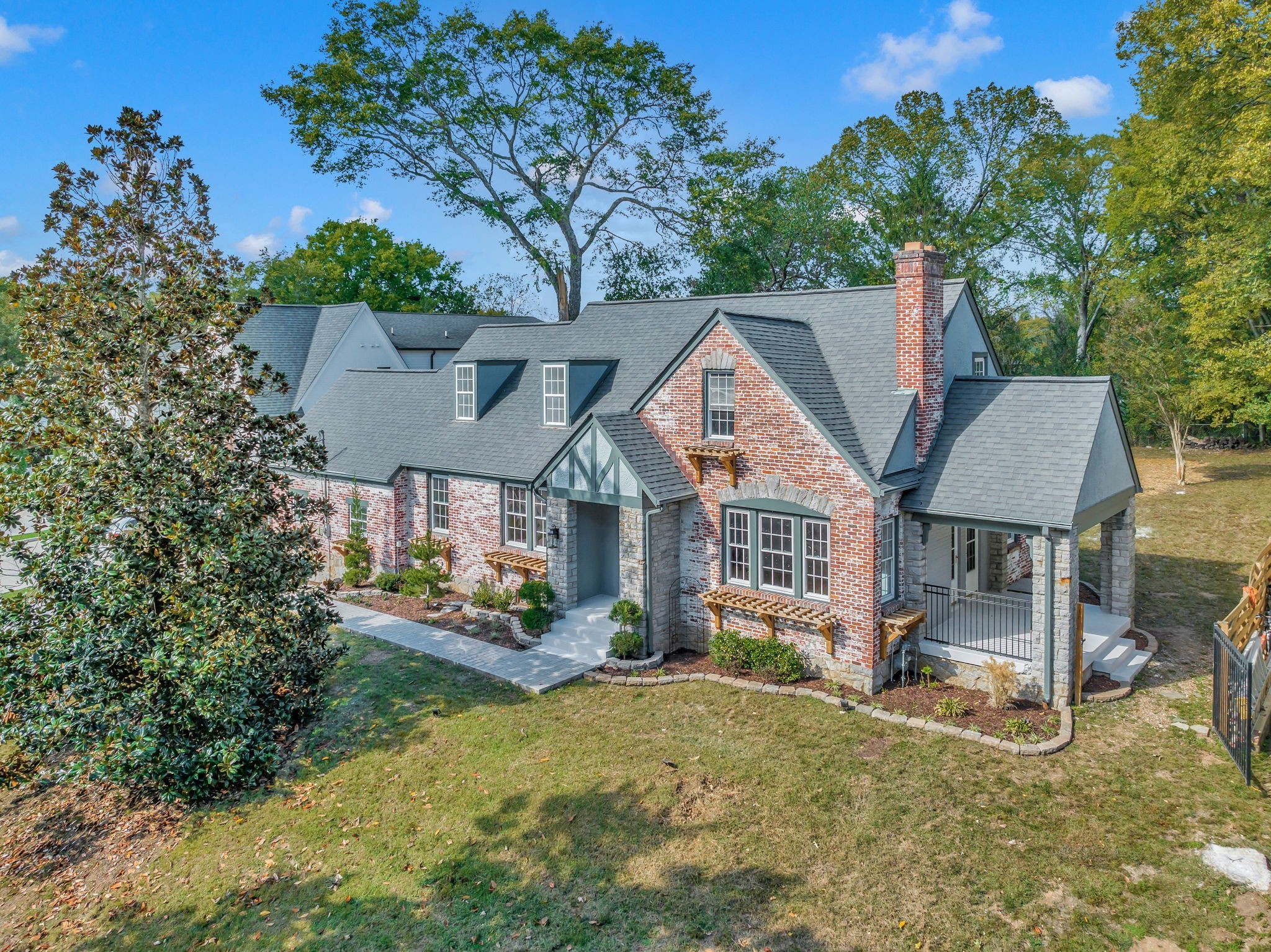 838 Sutton Hill Road Nashville, TN 37204 - Photo 3 of 26 Gallery Image 3