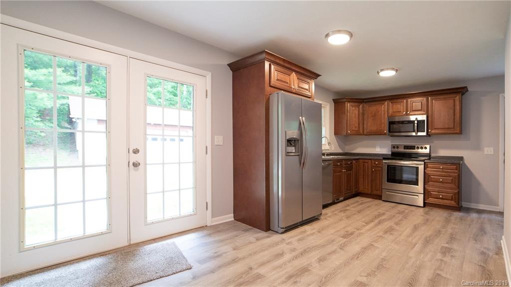 68 Cathey Road Candler, NC 28715 - Photo 6 of 14 Gallery Image 6