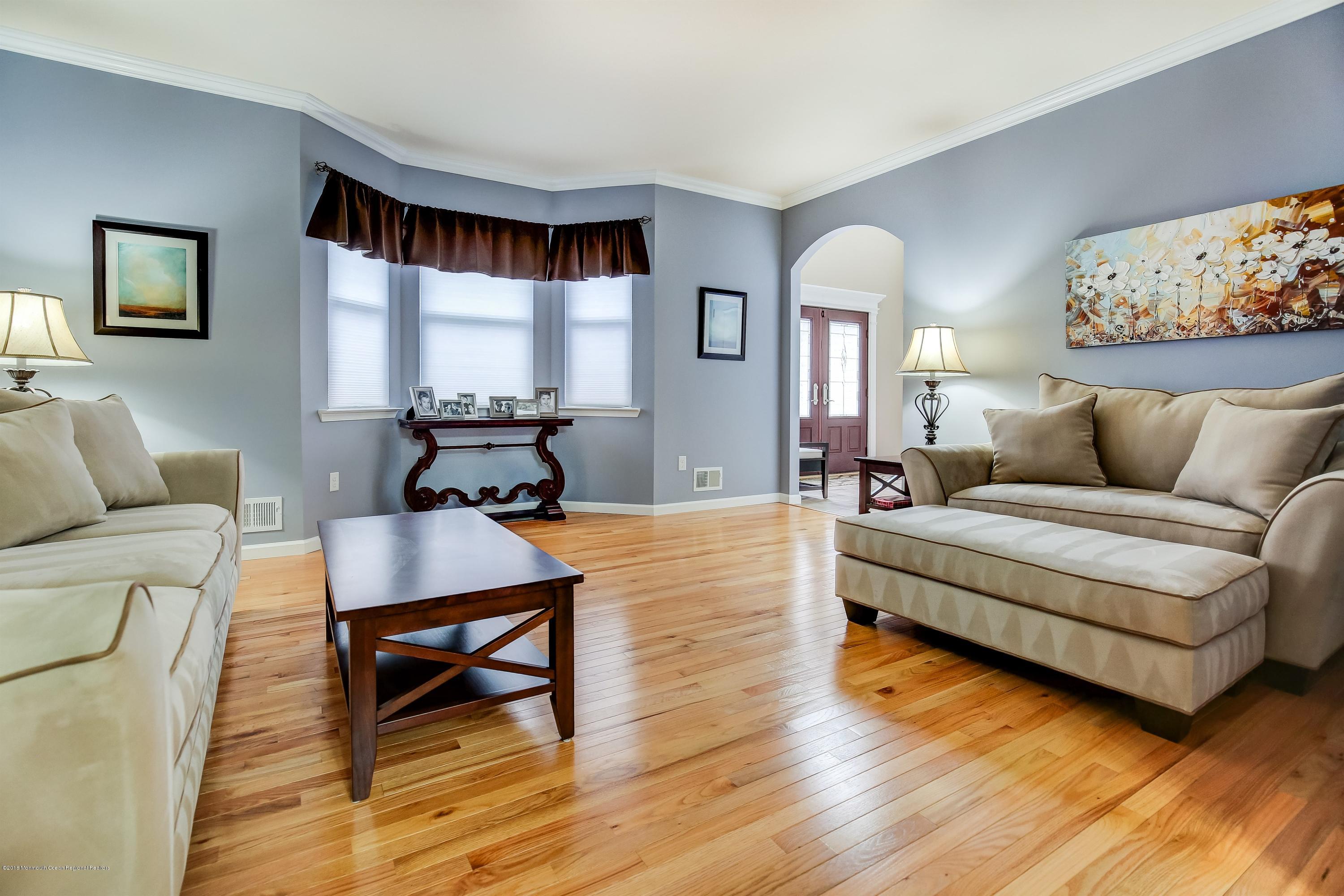 83 Aberdeen Road Matawan, NJ 07747 - Photo 14 of 35 014_Living Room