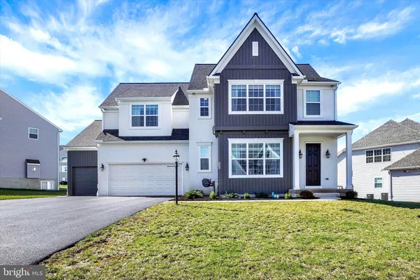 $595,000 | 245 Hollyhock Drive, Manchester, PA 17345