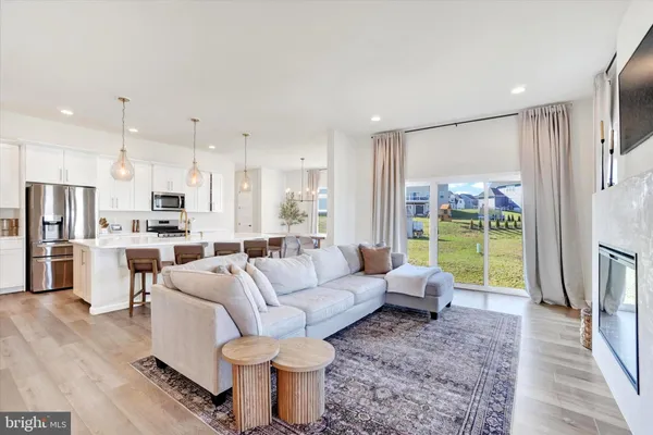 $595,000 | 245 Hollyhock Drive, Manchester, PA 17345