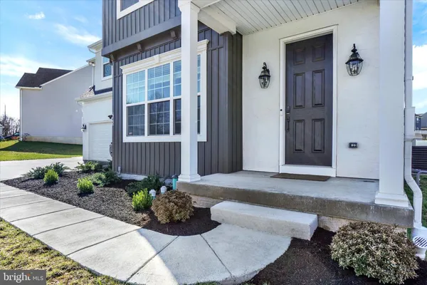 $595,000 | 245 Hollyhock Drive, Manchester, PA 17345
