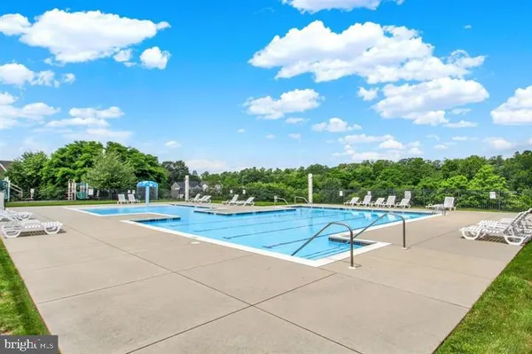 $595,000 | 245 Hollyhock Drive, Manchester, PA 17345