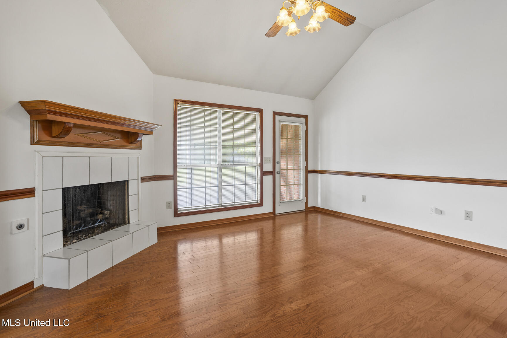 124 Azalea Circle Madison, MS 39110 - Photo 5 of 20 124 Azalea-15