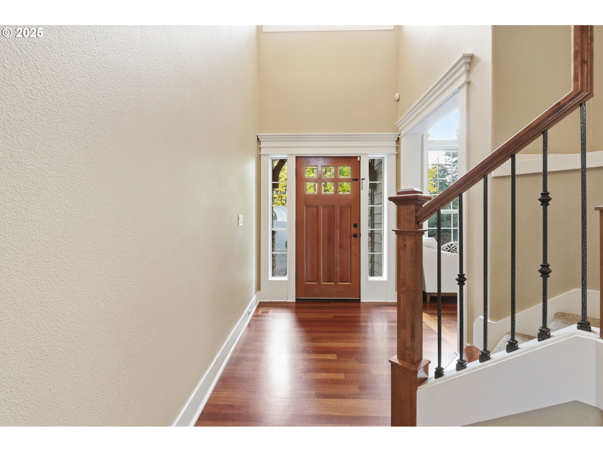 937 Southwest Florence Court Gresham, OR 97080 - Photo 14 of 47 a view interior of the house