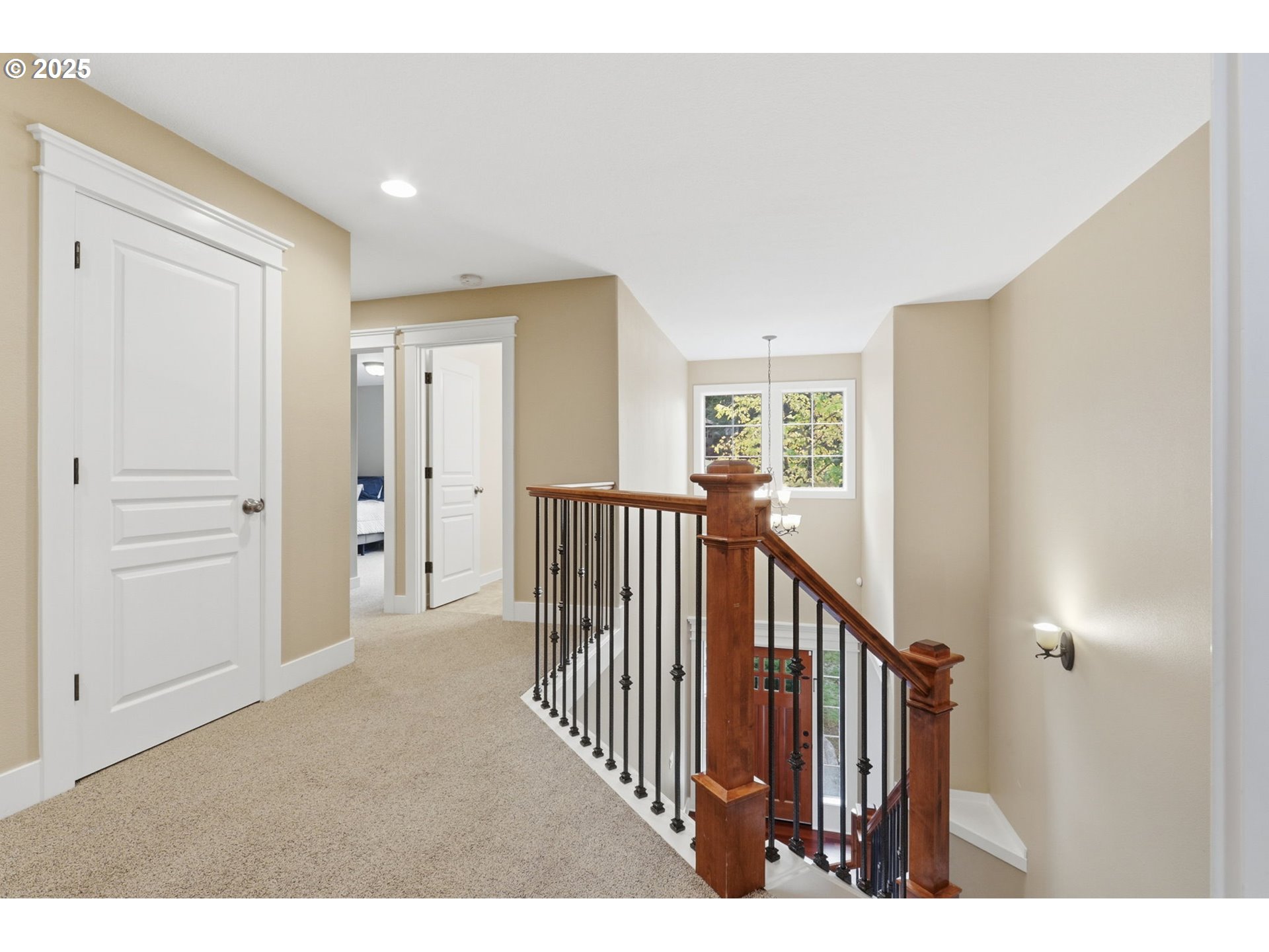 937 Southwest Florence Court Gresham, OR 97080 - Photo 16 of 47 a view of a hallway with windows