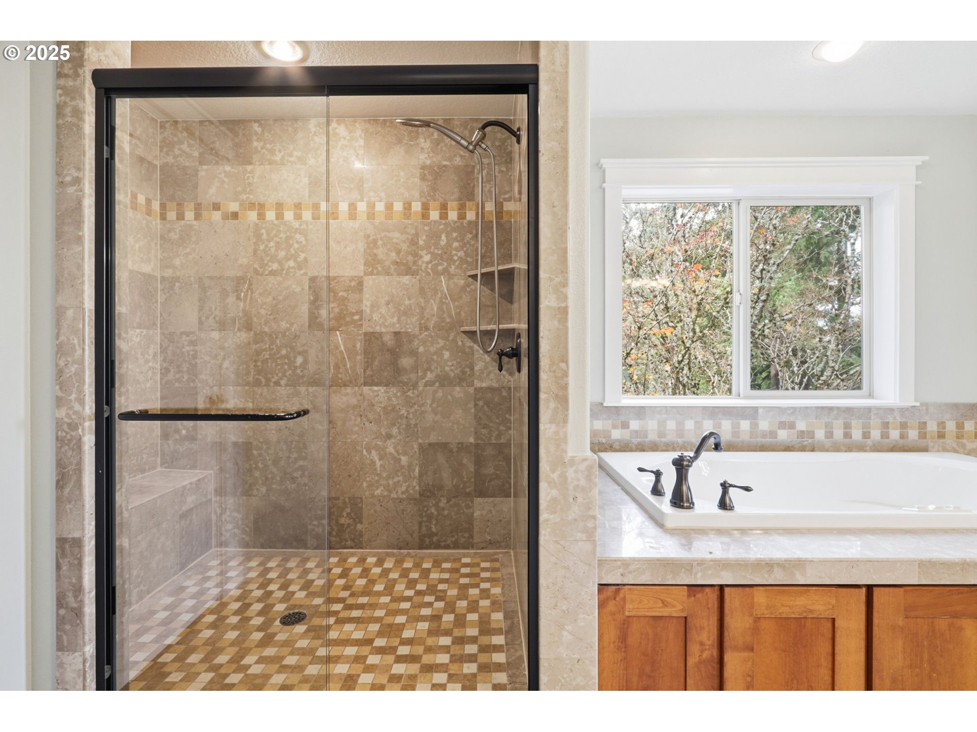 937 Southwest Florence Court Gresham, OR 97080 - Photo 23 of 47 a bathroom with a bathtub and a shower