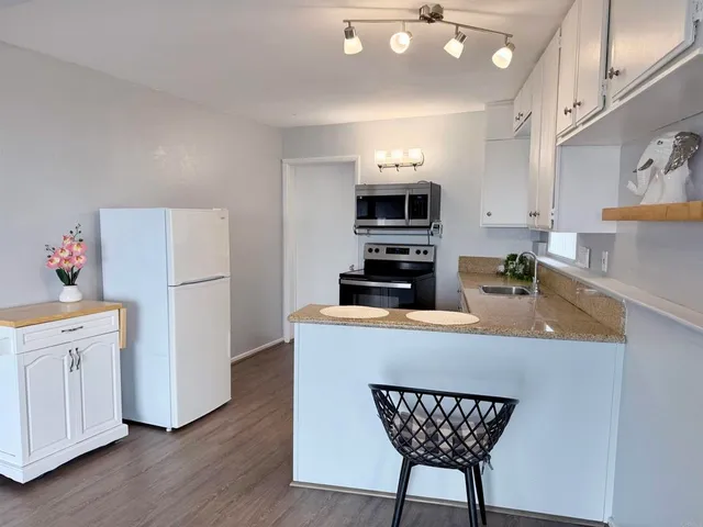 $2,850 | 25072 Alicia Drive, Unit D, Dana Point, CA 92629