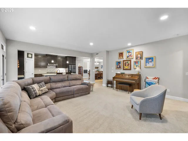 $725,000 | 16710 Northeast 98th Street, Vancouver, WA 98682