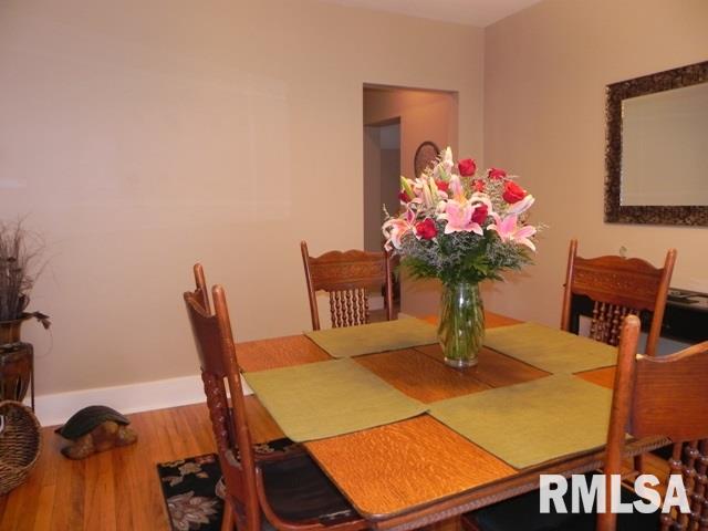 421 45th Street Moline, IL 61265 - Photo 9 of 24 Gallery Image 9