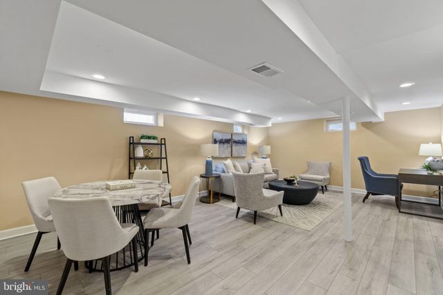 $850,000 | 3133 King Street, Alexandria, VA 22302