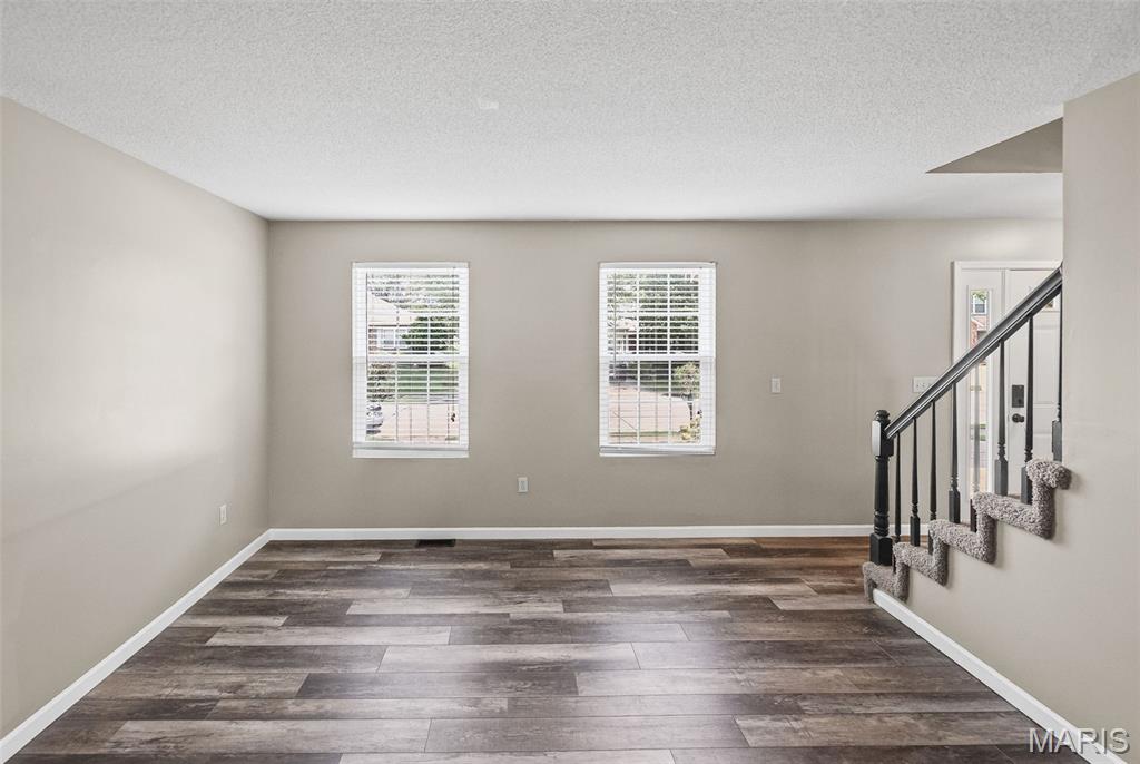 2509 Hunters Ridge Edwardsville, IL 62025 - Photo 5 of 42 Gallery Image 5