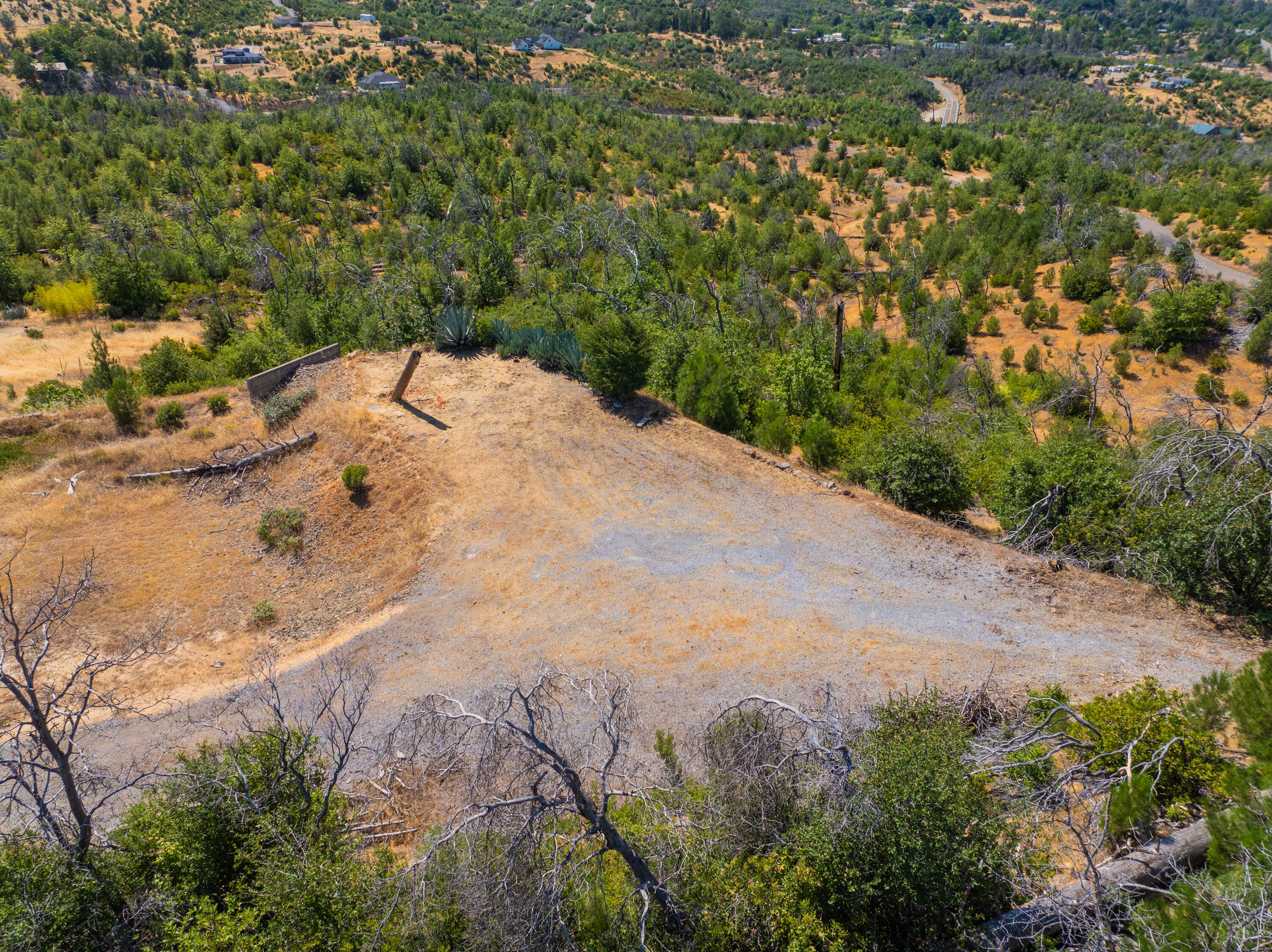 10220 Kangaroo Mine Road Redding, CA 96001 - Photo 4 of 31 4-print-IMG-4