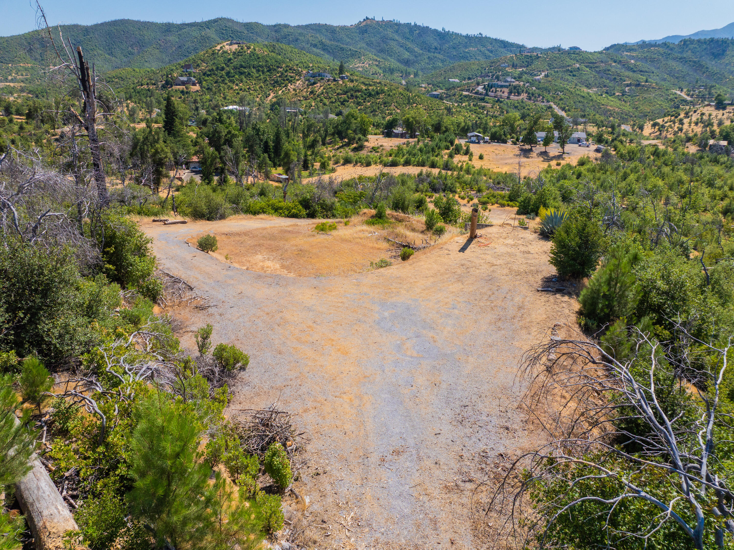 10220 Kangaroo Mine Road Redding, CA 96001 - Photo 5 of 31 5-print-IMG-5