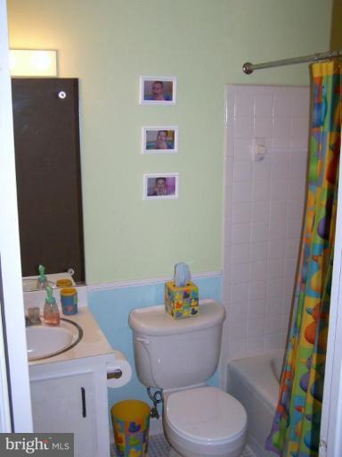 8305 Crown Court Road Alexandria, VA 22308 - Photo 12 of 25 Bath #1