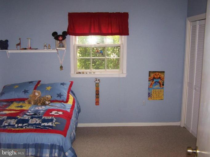 8305 Crown Court Road Alexandria, VA 22308 - Photo 18 of 25 Bedroom #3