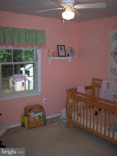 8305 Crown Court Road Alexandria, VA 22308 - Photo 19 of 25 Bedroom #4
