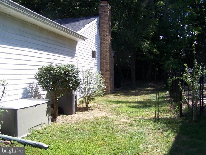 8305 Crown Court Road Alexandria, VA 22308 - Photo 24 of 25 Exterior #4