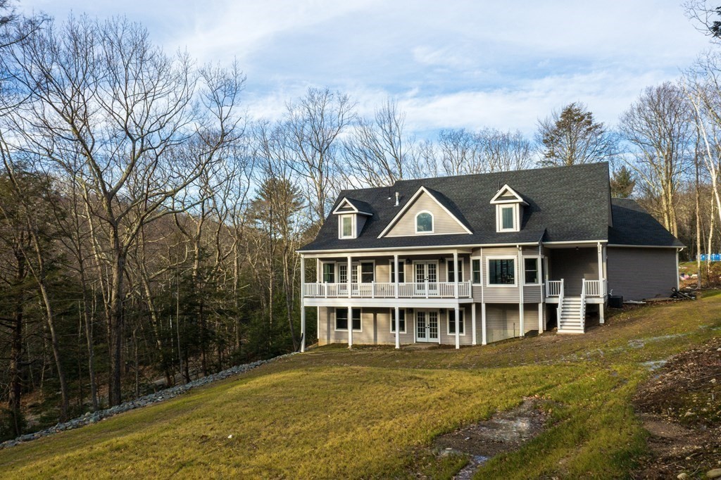 1201 General Knox Road Russell, MA 01071 - Photo 1 of 39 Gallery Image 1