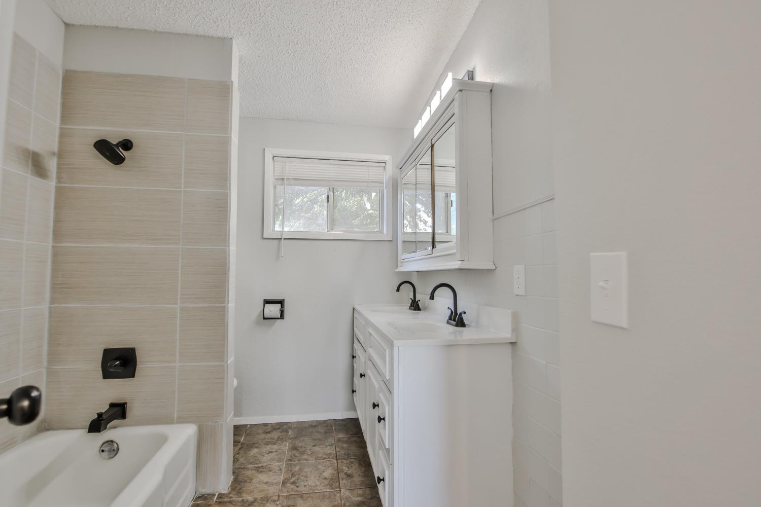 2727 66th Street Lubbock, TX 79413 - Photo 10 of 20 Photo 10