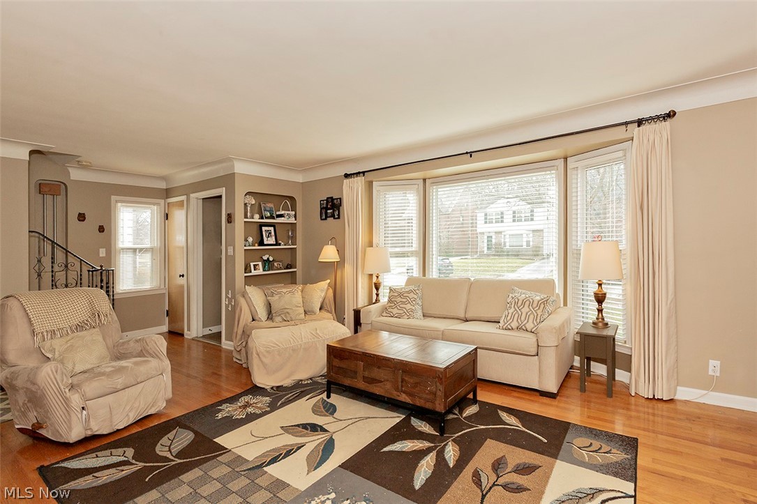 2333 Charney Road Cleveland, OH 44118 - Photo 5 of 26 Gallery Image 5