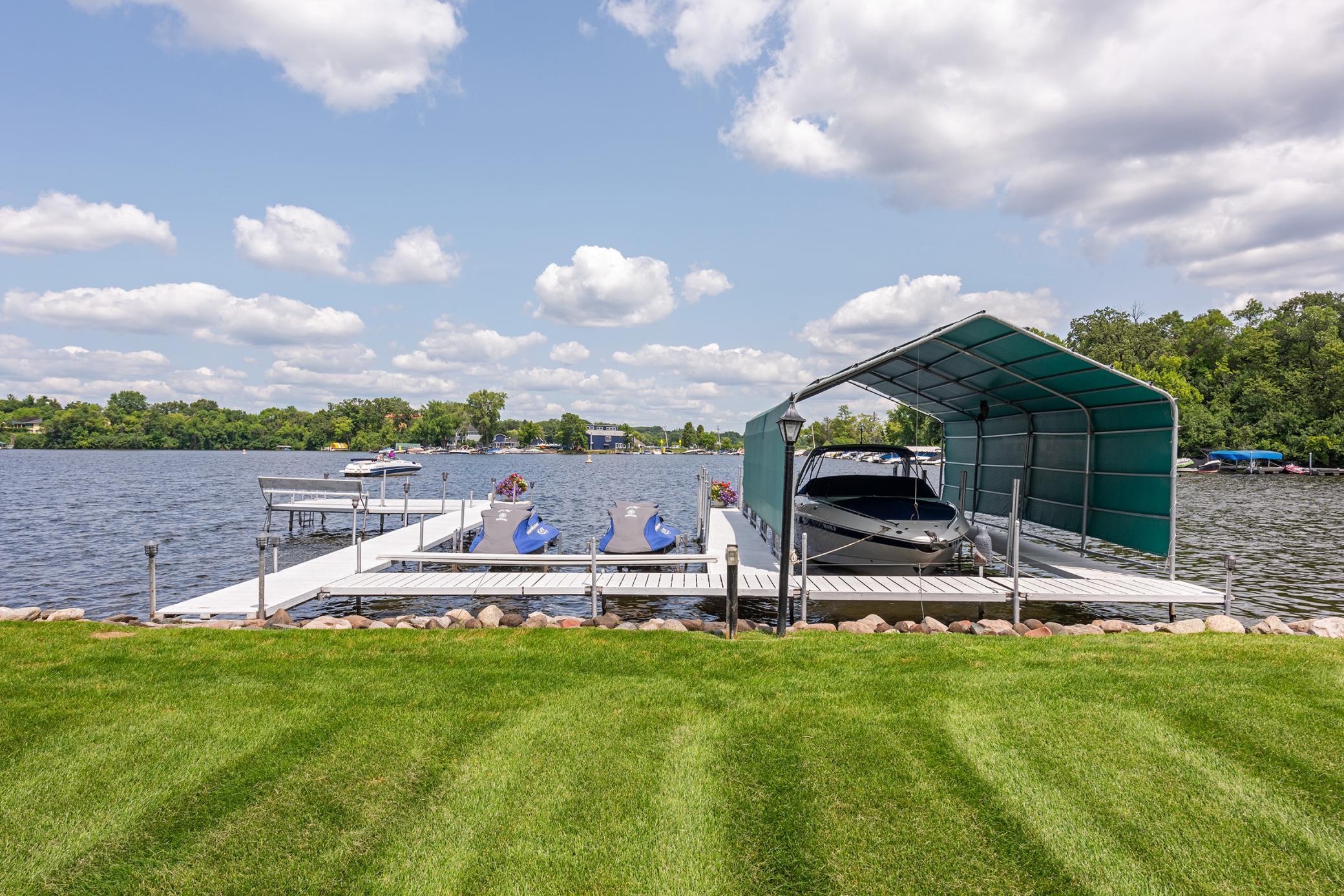 1495 Green Trees Road Orono, MN 55391 - Photo 8 of 14 Gallery Image 8