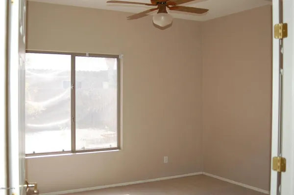 $3,400 | 1041 West Longhorn Drive, Chandler, AZ 85286