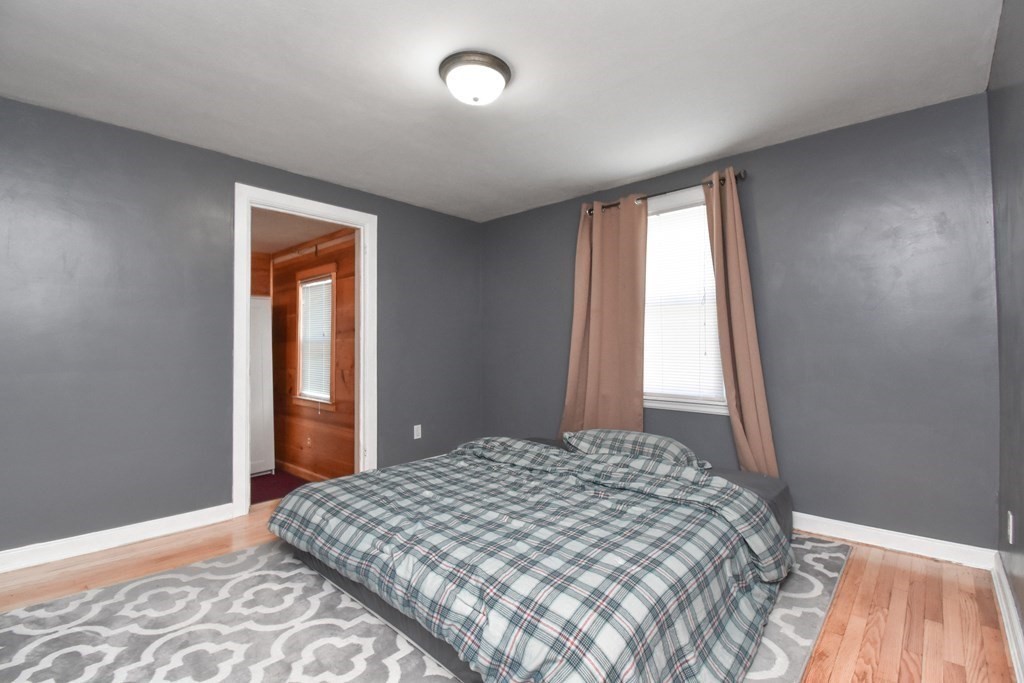 105 Quaker Road Springfield, MA 01118 - Photo 14 of 31