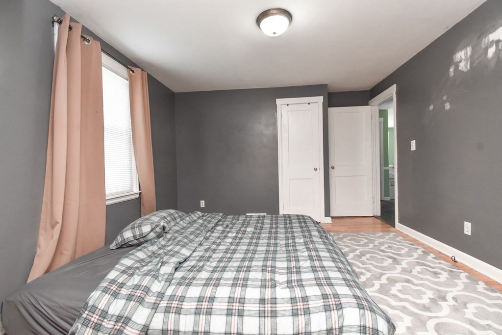 105 Quaker Road Springfield, MA 01118 - Photo 15 of 31