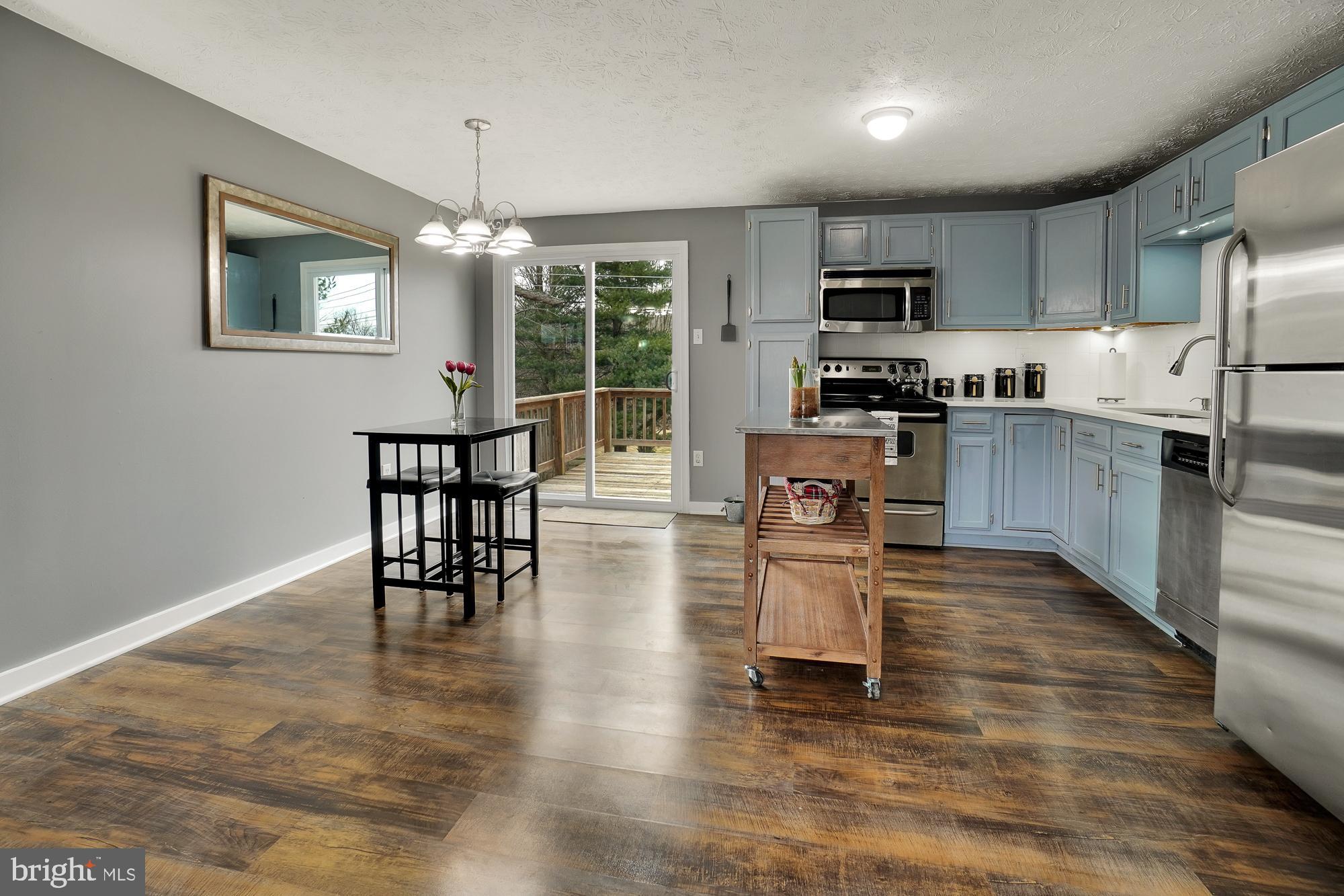106 Contour Road Mount Airy, MD 21771 - Photo 11 of 44 Gallery Image 11
