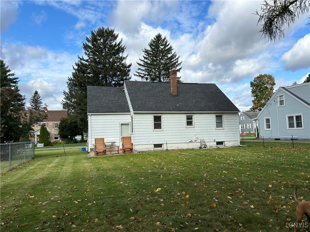 408 Coolidge Road Utica, NY 13502 - Photo 2 of 11