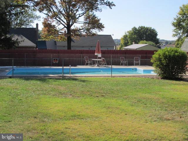 1380 Mapledale Road Elizabethtown, PA 17022 - Photo 26 of 43