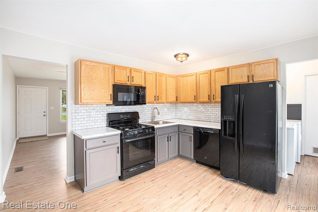 1835 Lochaven Road West Bloomfield, MI 48324 - Photo 5 of 14