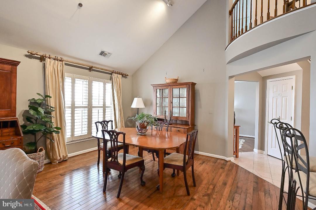 11775 Stratford House Place, Unit 410 Reston, VA 20190 - Photo 2 of 16