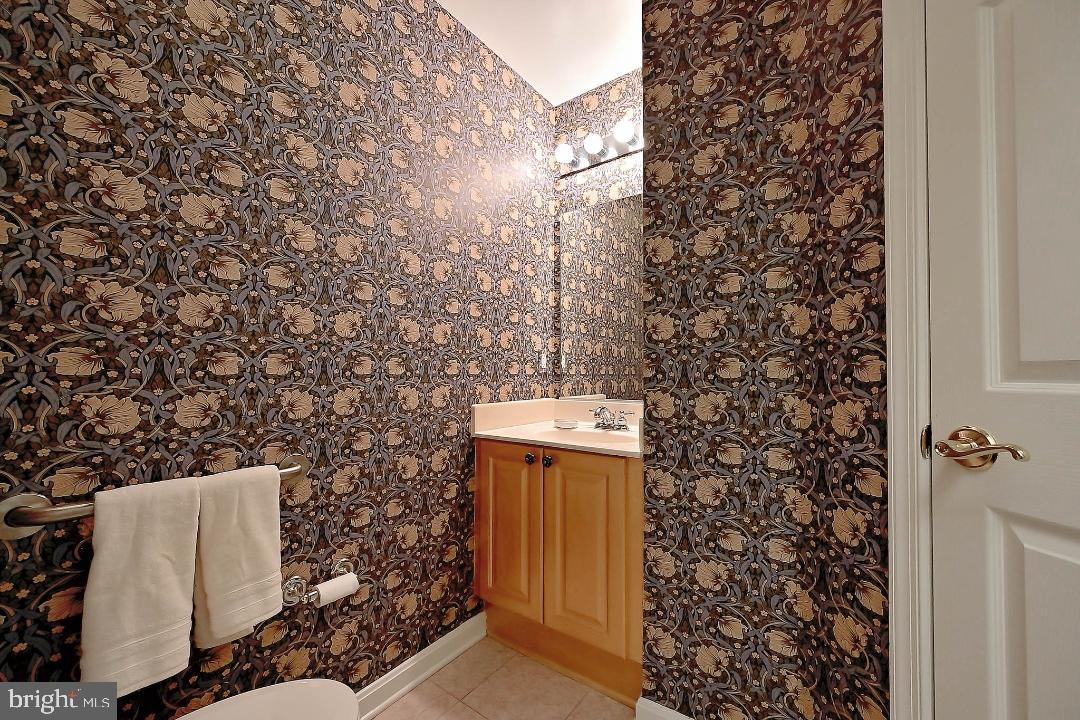 11775 Stratford House Place, Unit 410 Reston, VA 20190 - Photo 4 of 16
