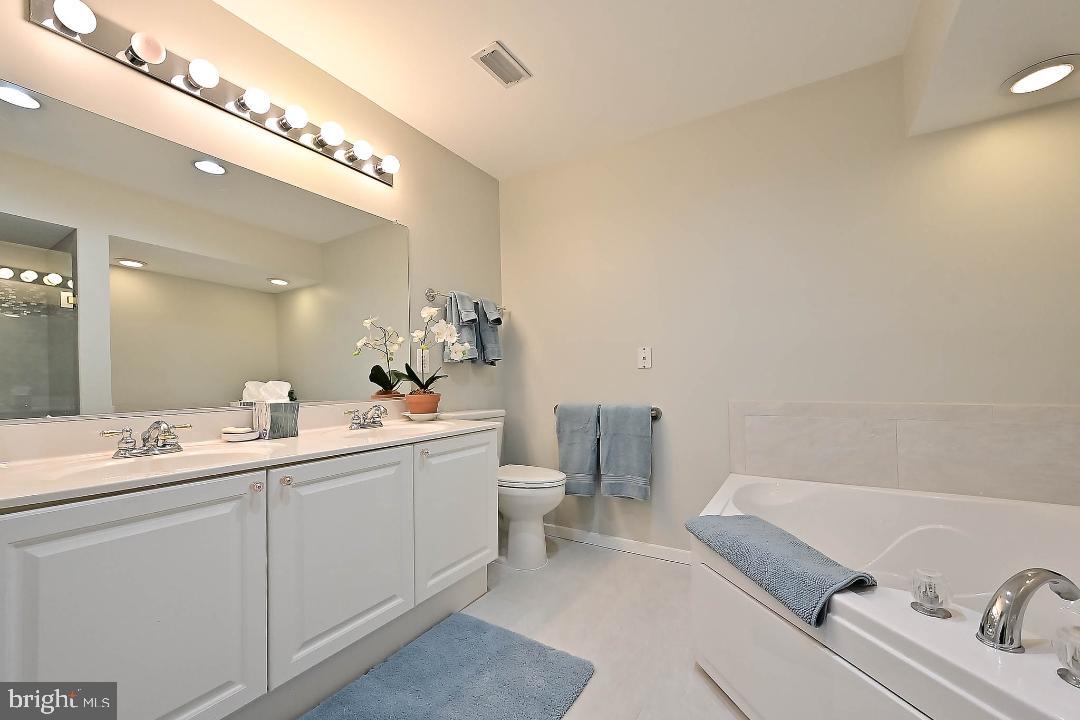 11775 Stratford House Place, Unit 410 Reston, VA 20190 - Photo 10 of 16
