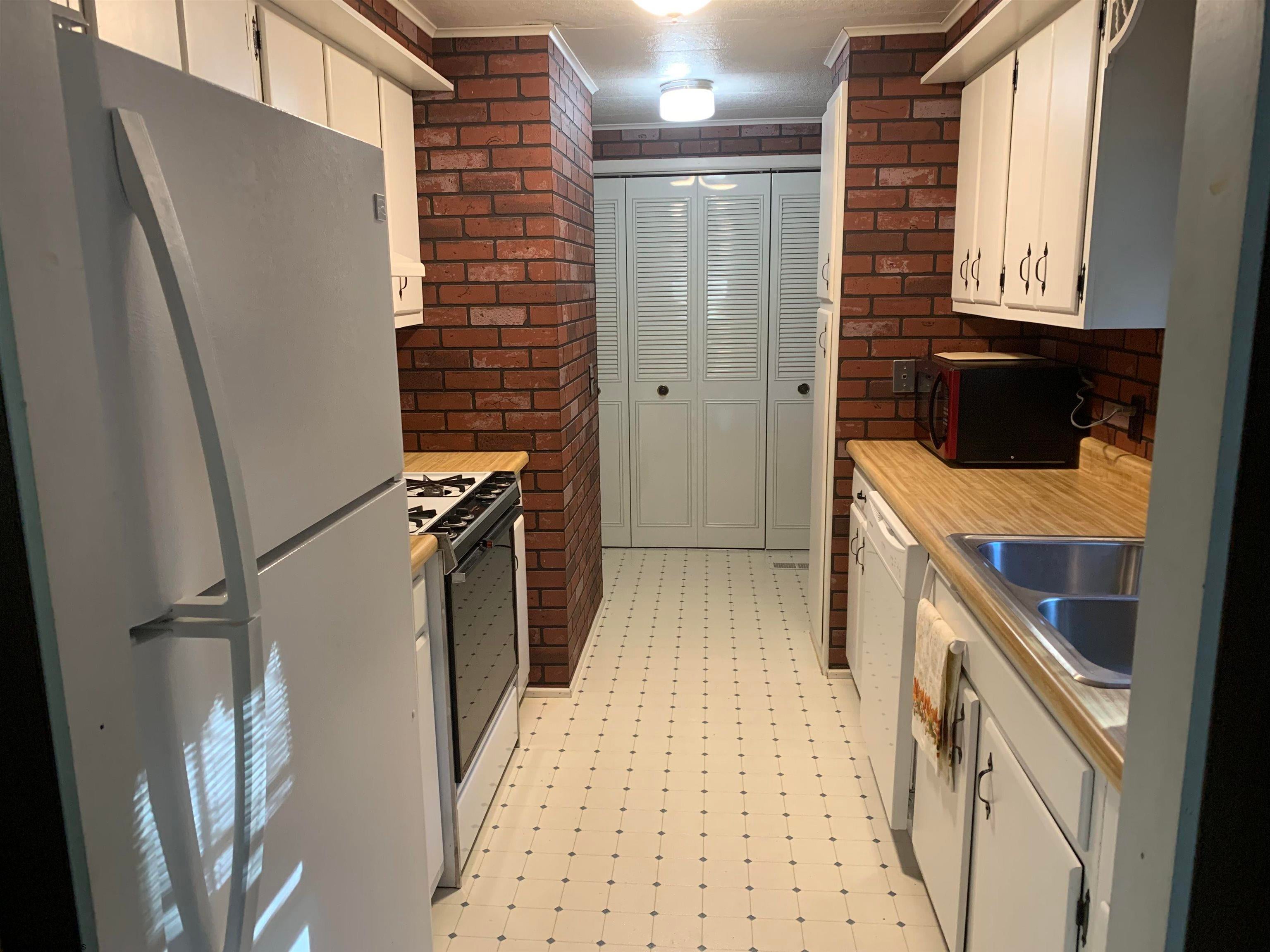 128 Beulah Road Morgantown, WV 26508 - Photo 11 of 26 Gallery Image 11