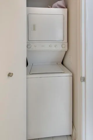 $2,499 | 33 West Ontario Street, Unit 46C, Chicago, IL 60654