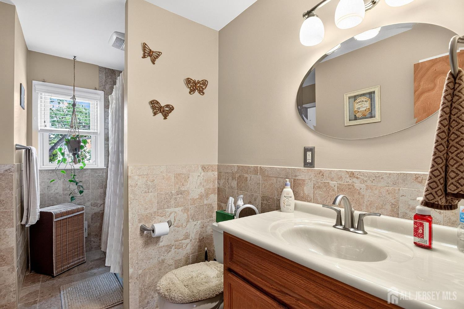 21 Sulliman Road Edison, NJ 08817 - Photo 18 of 26
