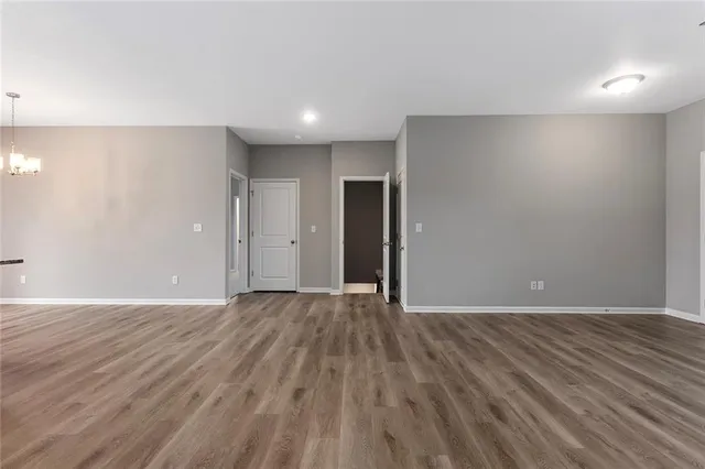 $399,900 | 704 Wood Sage Court, Raymore, MO 64083