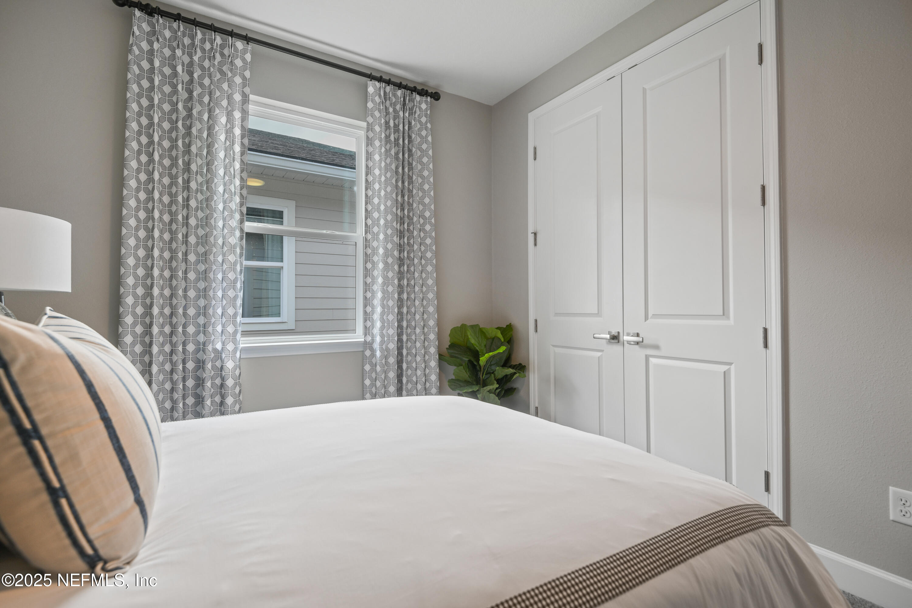 223 Thornberry Way Palm Coast, FL 32164 - Photo 7 of 26 156 Thornberry Way-7