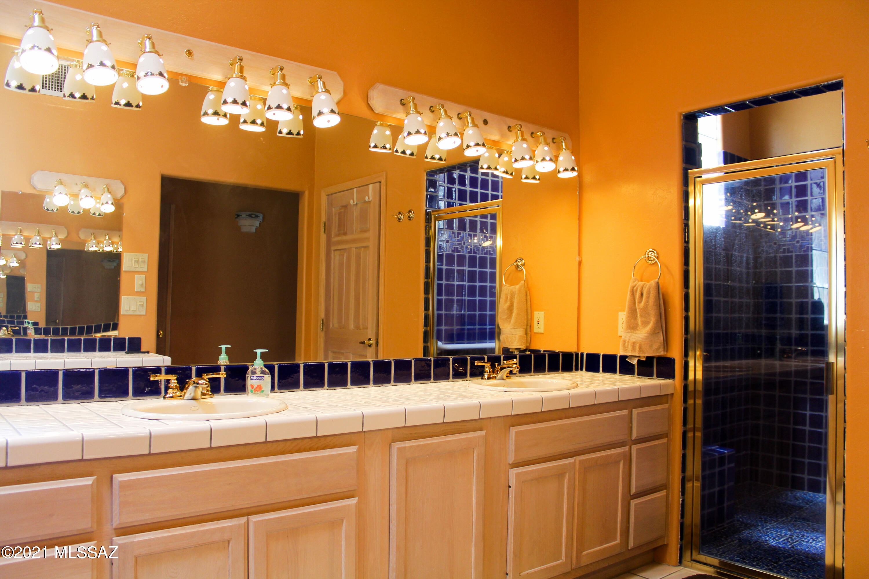 9802 North Ridge Shadow Place Tucson, AZ 85704 - Photo 23 of 38