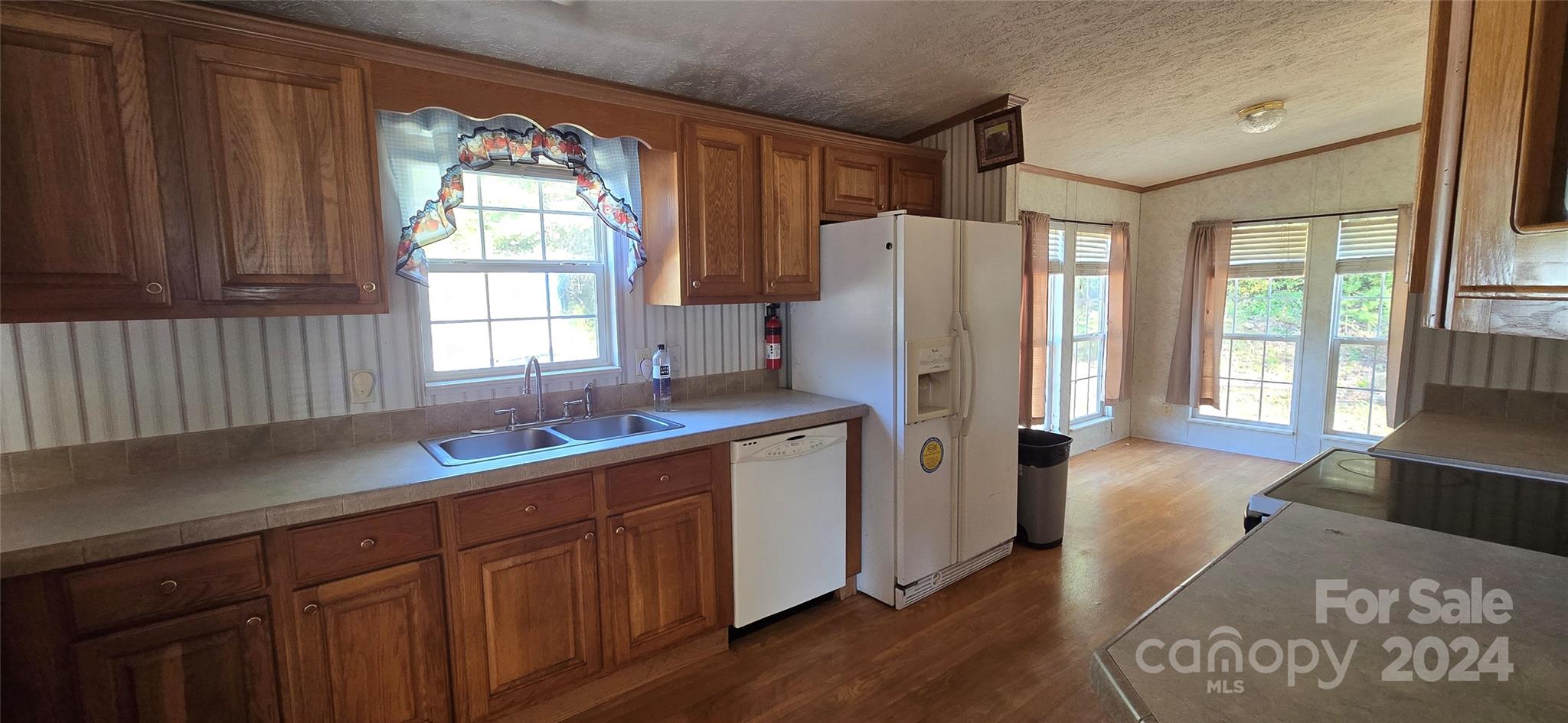 534 Queens Road Gastonia, NC 28052 - Photo 3 of 14 Gallery Image 3