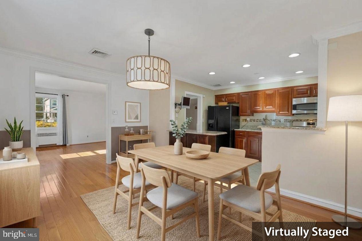 2713 Cheswolde Road Baltimore, MD 21209 - Photo 14 of 47 Dining Room virtually staged