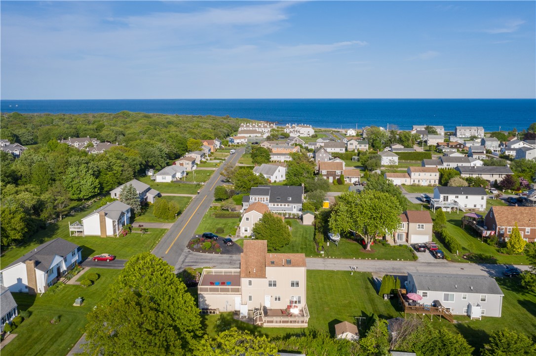 2 Bristol Road Narragansett, RI 02882 - Photo 12 of 40