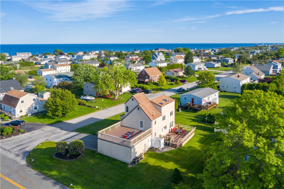 2 Bristol Road Narragansett, RI 02882 - Photo 13 of 40