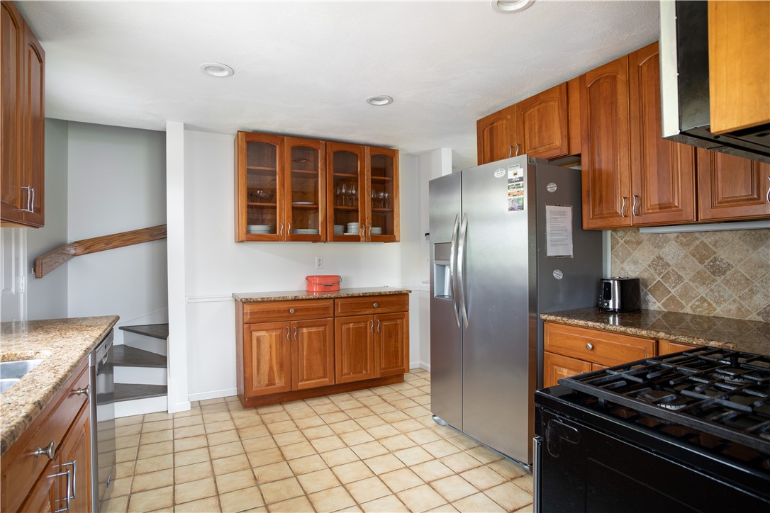 2 Bristol Road Narragansett, RI 02882 - Photo 20 of 40